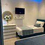 Almar House